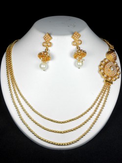 Exclusive Polki Set